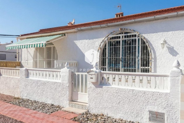 Bungalow - Z drugiej ręki - Torrevieja -
                La Siesta - El Salado - Torreta