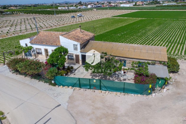 Casa de campo - Segunda mano - Orihuela -
                Desamparados