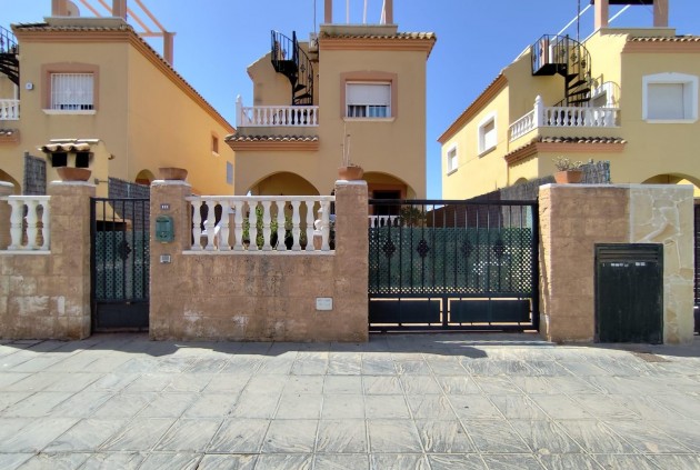 Chalet - Aus zweiter Hand - Torrevieja -
                Aguas Nuevas 1