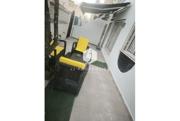 Chalet - Aus zweiter Hand -
            Torrevieja - C-77990