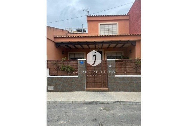 Chalet - D'occasion -
            Algorfa - C-71499