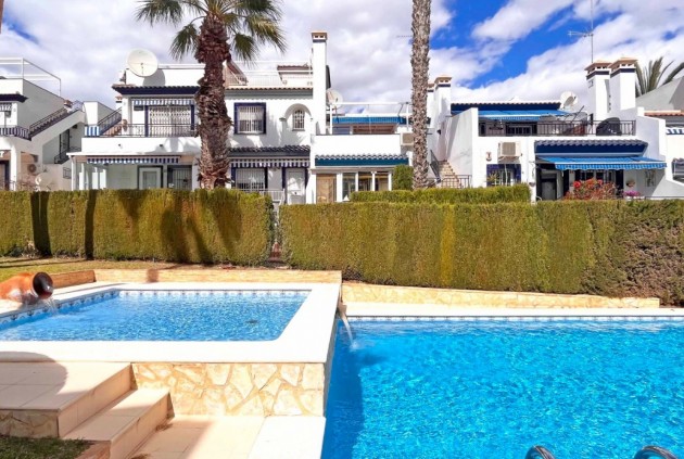 Chalet - D'occasion - Orihuela Costa -
                Costa Blanca