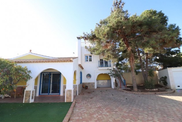 Chalet - D'occasion - Orihuela Costa -
                Costa Blanca