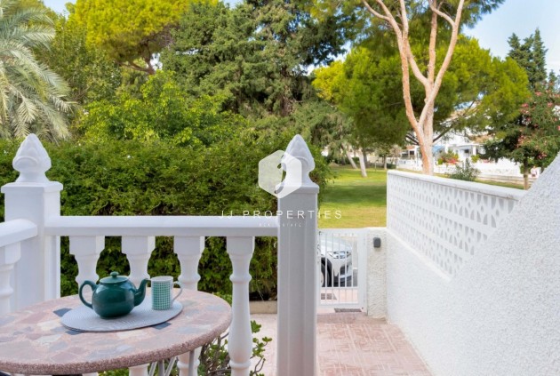 Chalet - D'occasion - Orihuela Costa -
                Costa Blanca