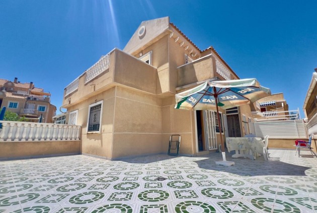 Chalet - D'occasion - Torrevieja -
                Costa Blanca