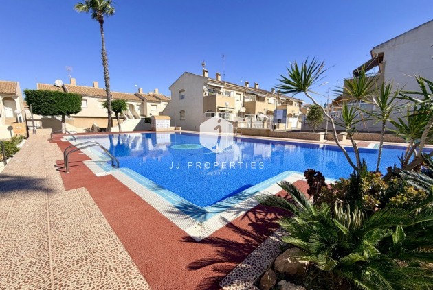 Chalet - D'occasion - Torrevieja -
                Costa Blanca