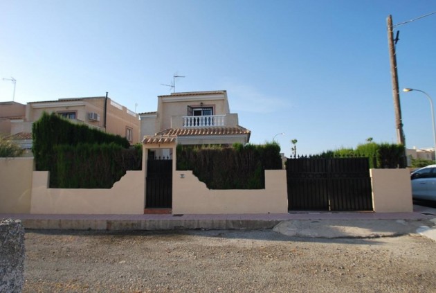 Chalet - D'occasion - Torrevieja -
                La Siesta - El Salado - Torreta