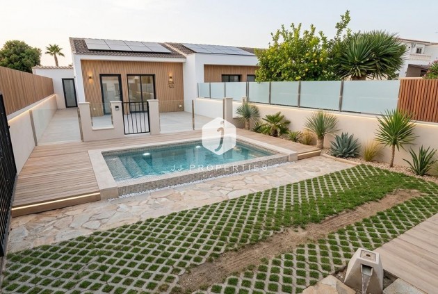 Chalet - D'occasion - Torrevieja -
                Torreta Florida