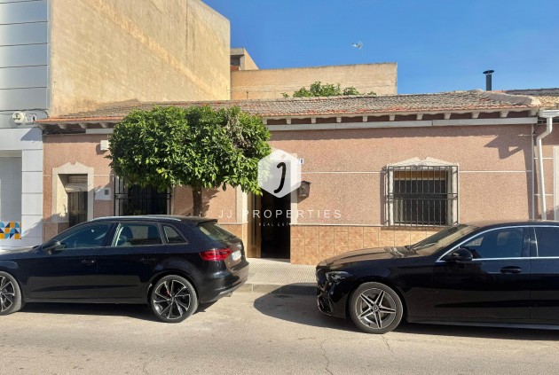 Chalet - Resale - Benejúzar -
                Inland