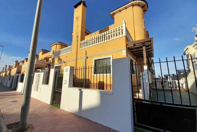 Chalet - Resale - Ciudad Quesada -
                Costa Blanca