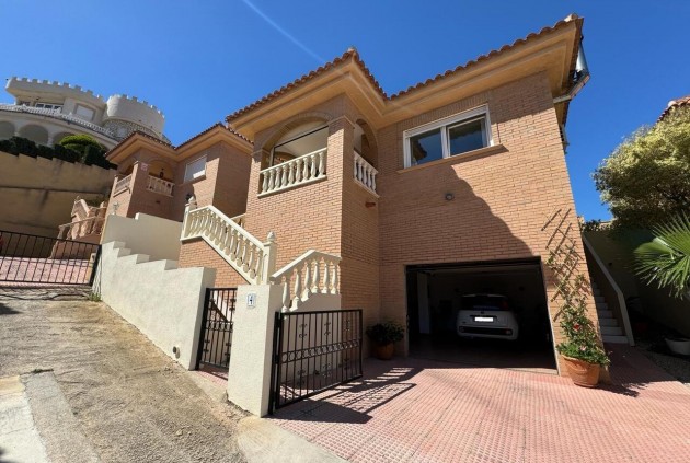 Chalet - Resale - Ciudad Quesada -
                Costa Blanca