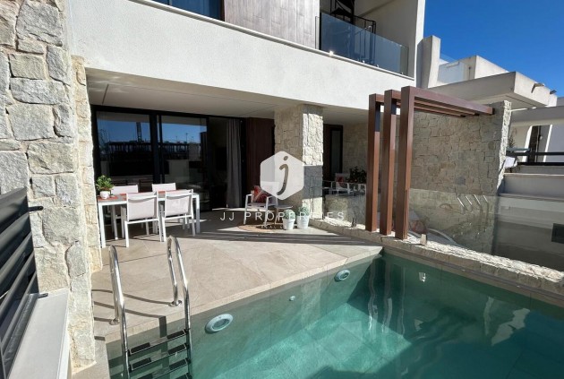 Chalet - Resale - Dolores -
                Costa Blanca