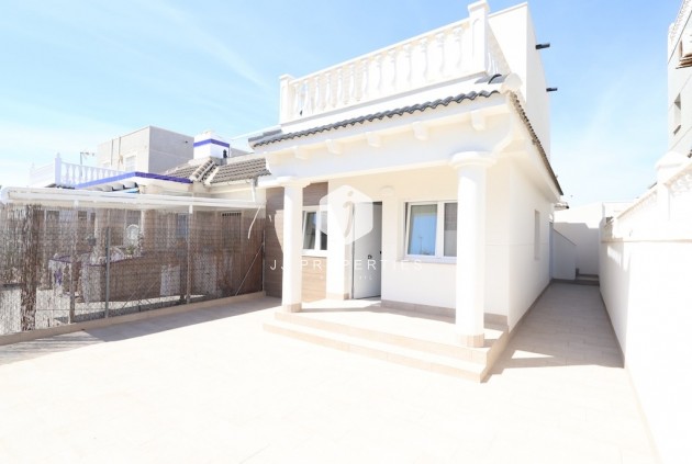 Chalet - Resale -
            El Chaparral - C-76470
