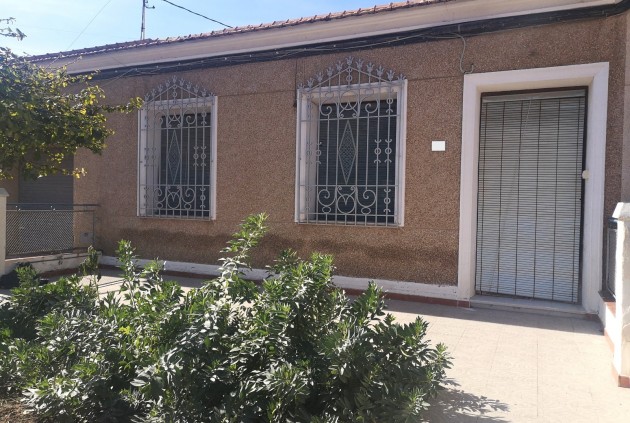 Chalet - Resale - Los Montesinos -
                Costa Blanca