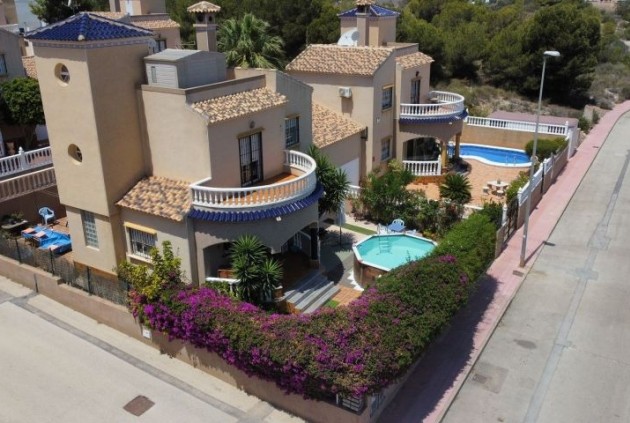 Chalet - Resale - Orihuela Costa -
                Costa Blanca