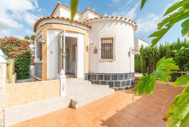 Chalet - Resale - Orihuela Costa -
                La Florida