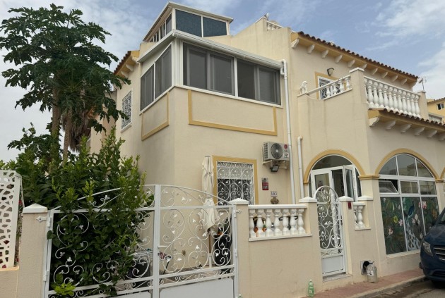 Chalet - Resale - Orihuela Costa -
                Los Dolses