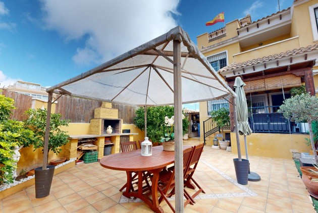 Chalet - Resale - Torrevieja -
                Aguas Nuevas 1