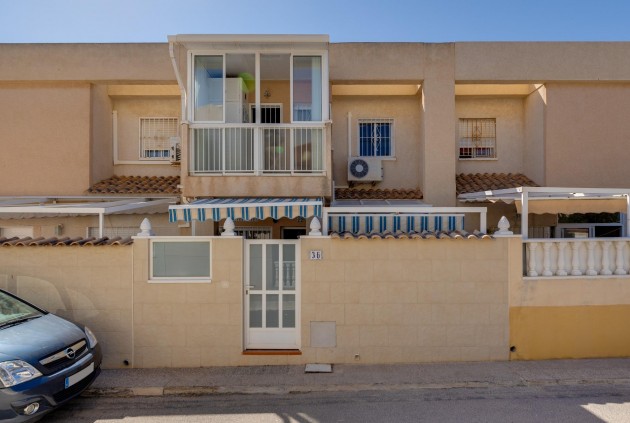 Chalet - Resale - Torrevieja -
                Aguas Nuevas 2