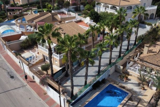 Chalet - Resale - Torrevieja -
                Costa Blanca