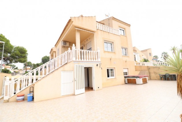 Chalet - Resale - Torrevieja -
                Costa Blanca