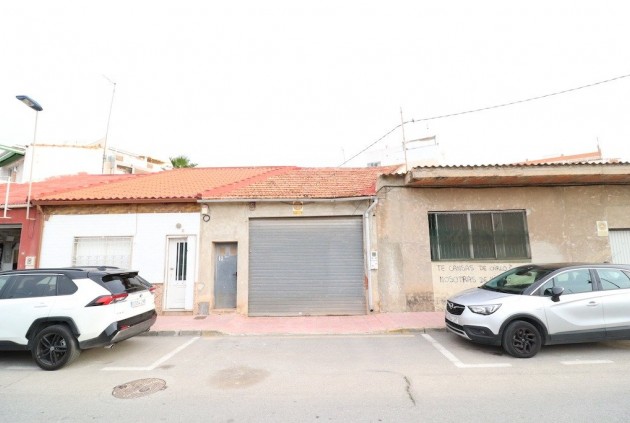 Chalet - Resale - Torrevieja -
                Costa Blanca