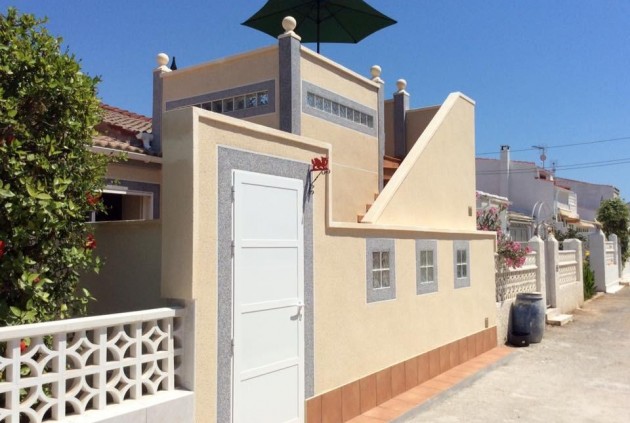 Chalet - Resale - Torrevieja -
                El Limonar