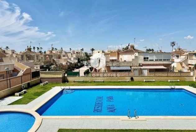 Chalet - Resale - Torrevieja -
                Parque Acuático - Sector 25