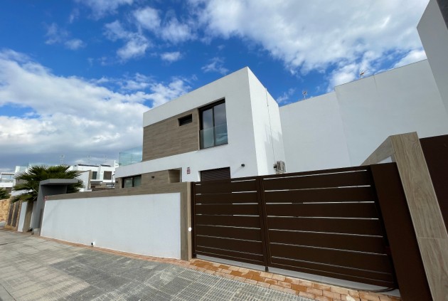 Chalet - Segunda mano - Benijofar -
                Costa Blanca