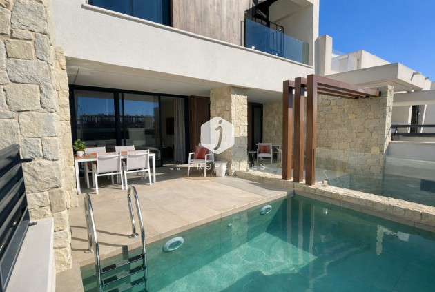 Chalet - Segunda mano - Dolores -
                Costa Blanca