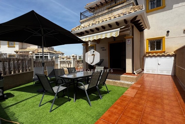 Chalet - Segunda mano - Orihuela Costa -
                Costa Blanca