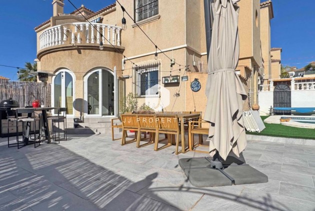 Chalet - Segunda mano - Orihuela Costa -
                Costa Blanca