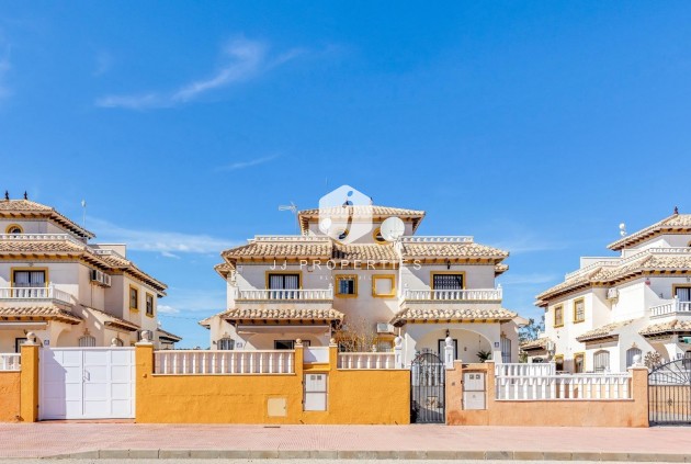 Chalet - Segunda mano - Orihuela Costa -
                Lomas De Cabo Roig-los Dolses