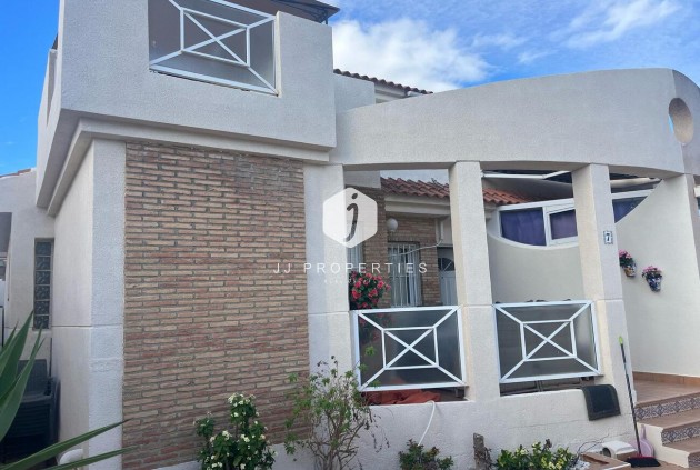 Chalet - Segunda mano - Orihuela Costa -
                Orihuela Costa