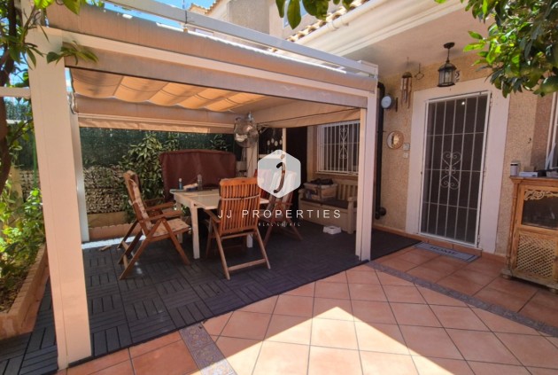 Chalet - Segunda mano - Torrevieja -
                Costa Blanca