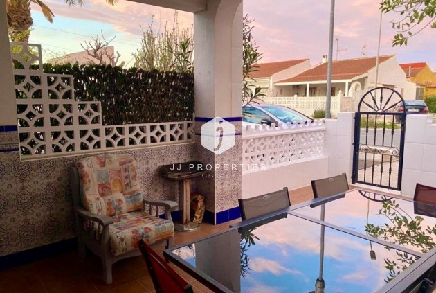 Chalet - Segunda mano - Torrevieja -
                Costa Blanca