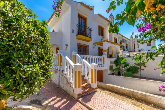 Chalet - Segunda mano - Torrevieja -
                Los Balcones - Los Altos del Edén