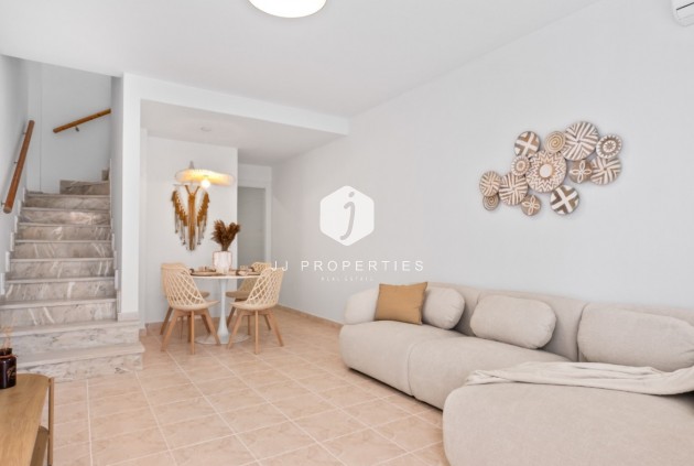 Chalet - Tweedehands -
            Orihuela Costa - C-33628