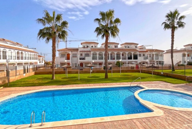 Chalet - Tweedehands - Orihuela Costa -
                Costa Blanca