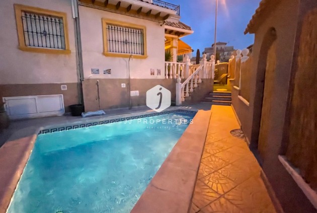 Chalet - Tweedehands - Orihuela Costa -
                Costa Blanca