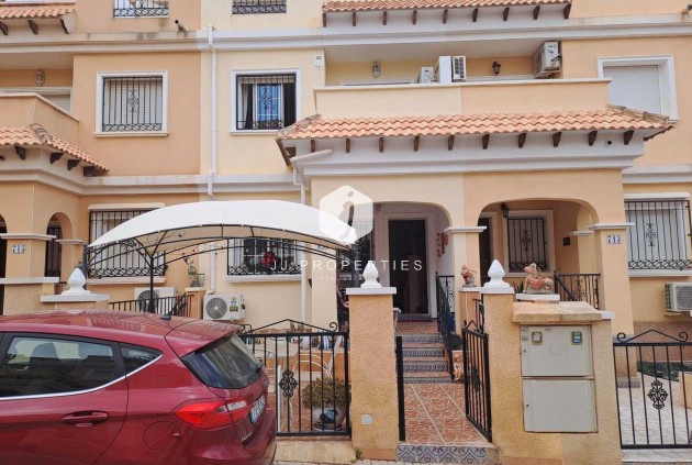 Chalet - Tweedehands - Orihuela Costa -
                Costa Blanca