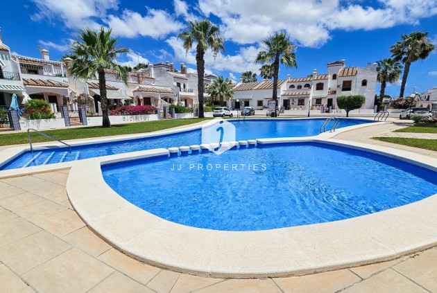 Chalet - Tweedehands - Orihuela Costa -
                PAU 8