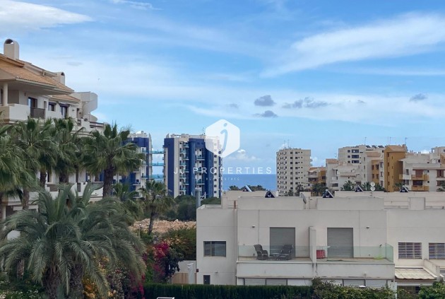 Chalet - Tweedehands - Orihuela Costa -
                Punta Prima