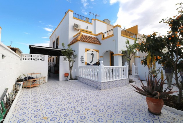 Chalet - Tweedehands - Torrevieja -
                Carrefour