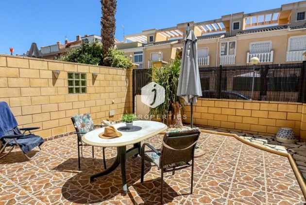 Chalet - Tweedehands - Torrevieja -
                Costa Blanca