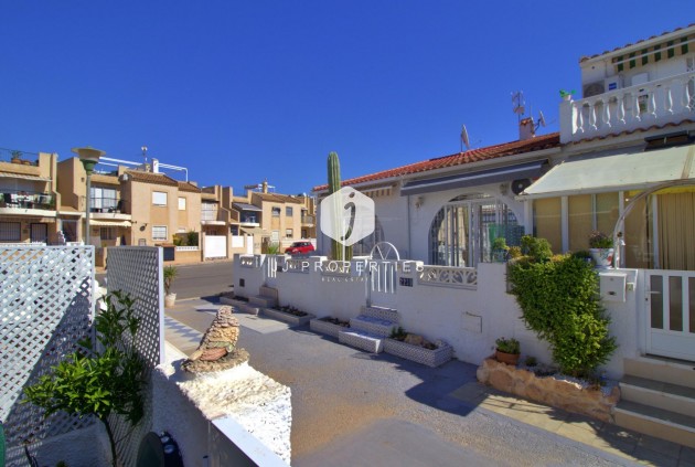 Chalet - Tweedehands - Torrevieja -
                San luis