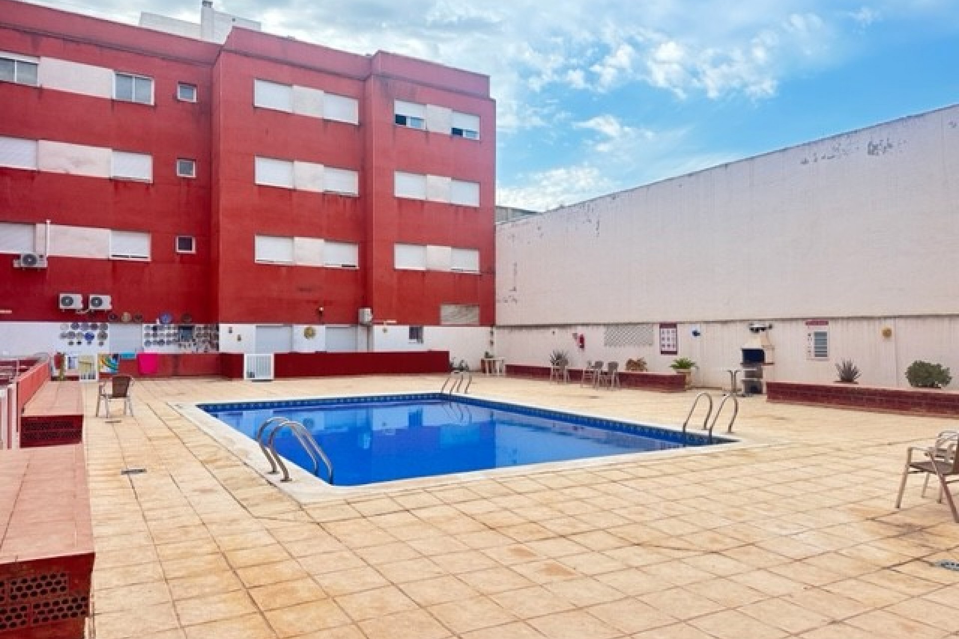 D'occasion - Appartement -
Almoradí - Inland