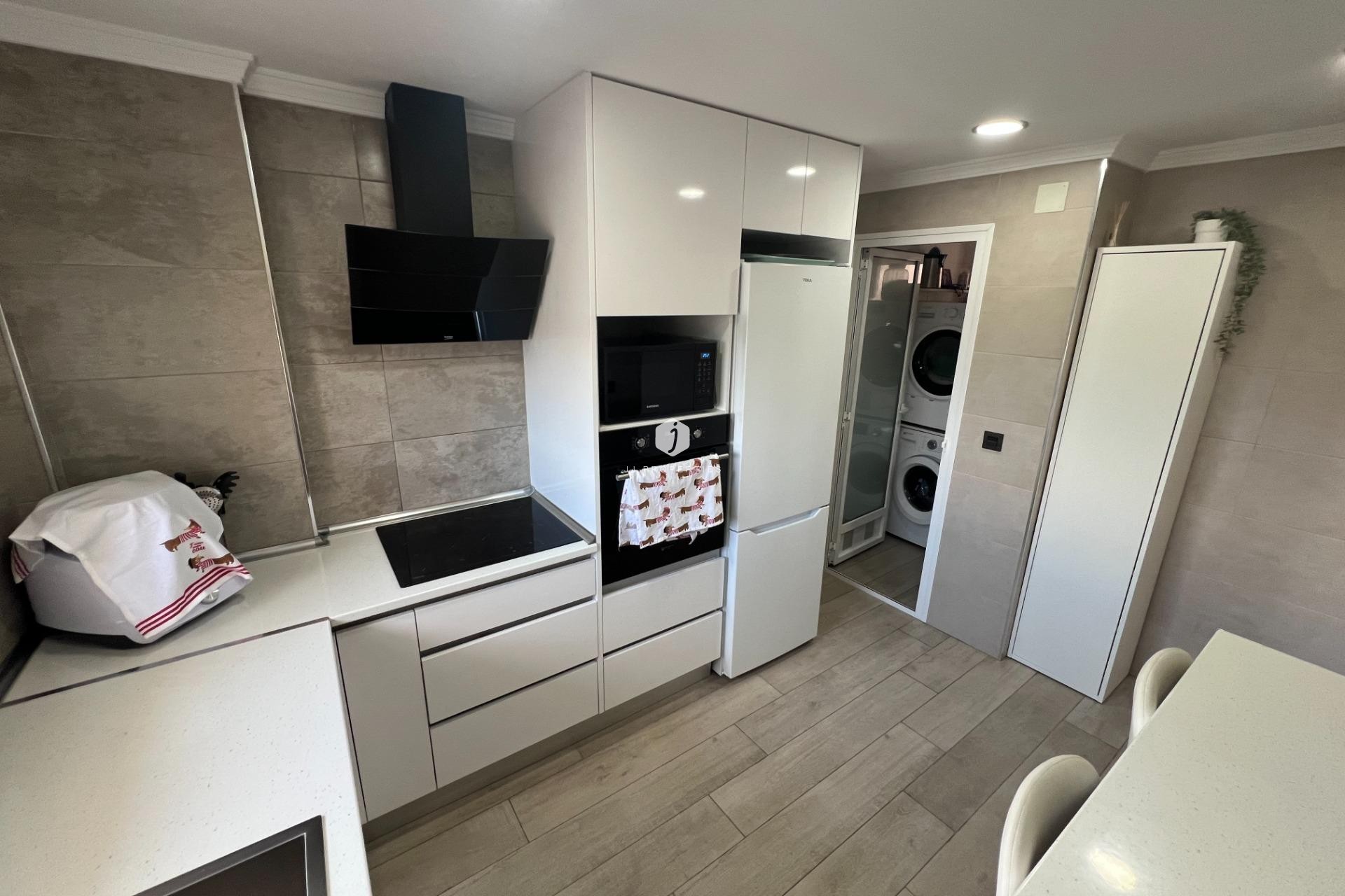 D'occasion - Appartement -
Dolores - Comunidad Valenciana