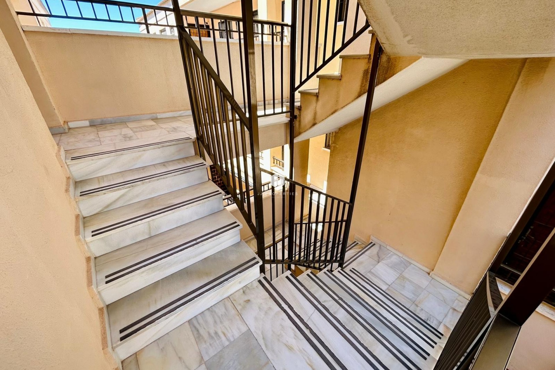 D'occasion - Appartement -
El Chaparral - Inland