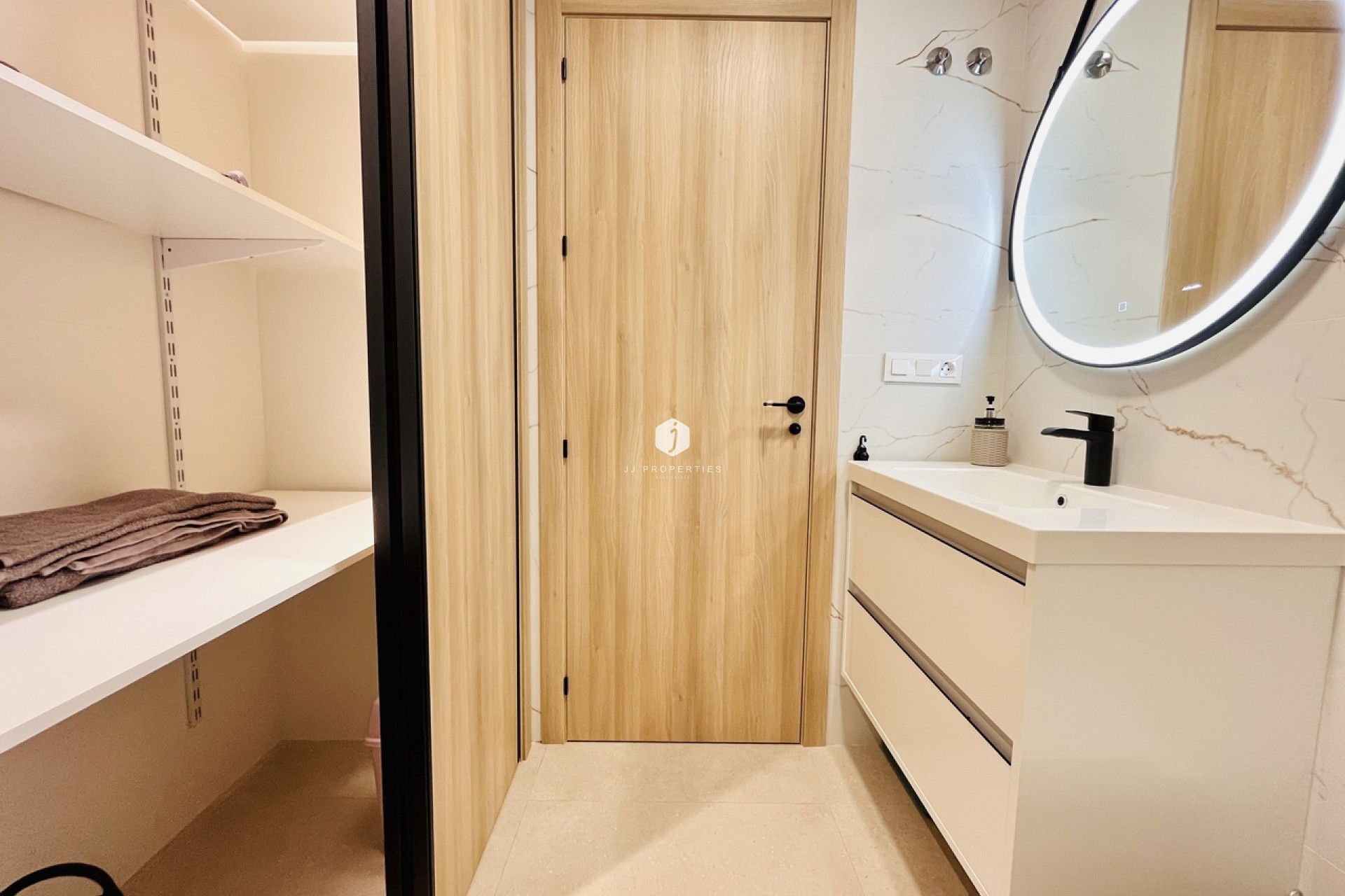 D'occasion - Appartement -
El Raso - Costa Blanca